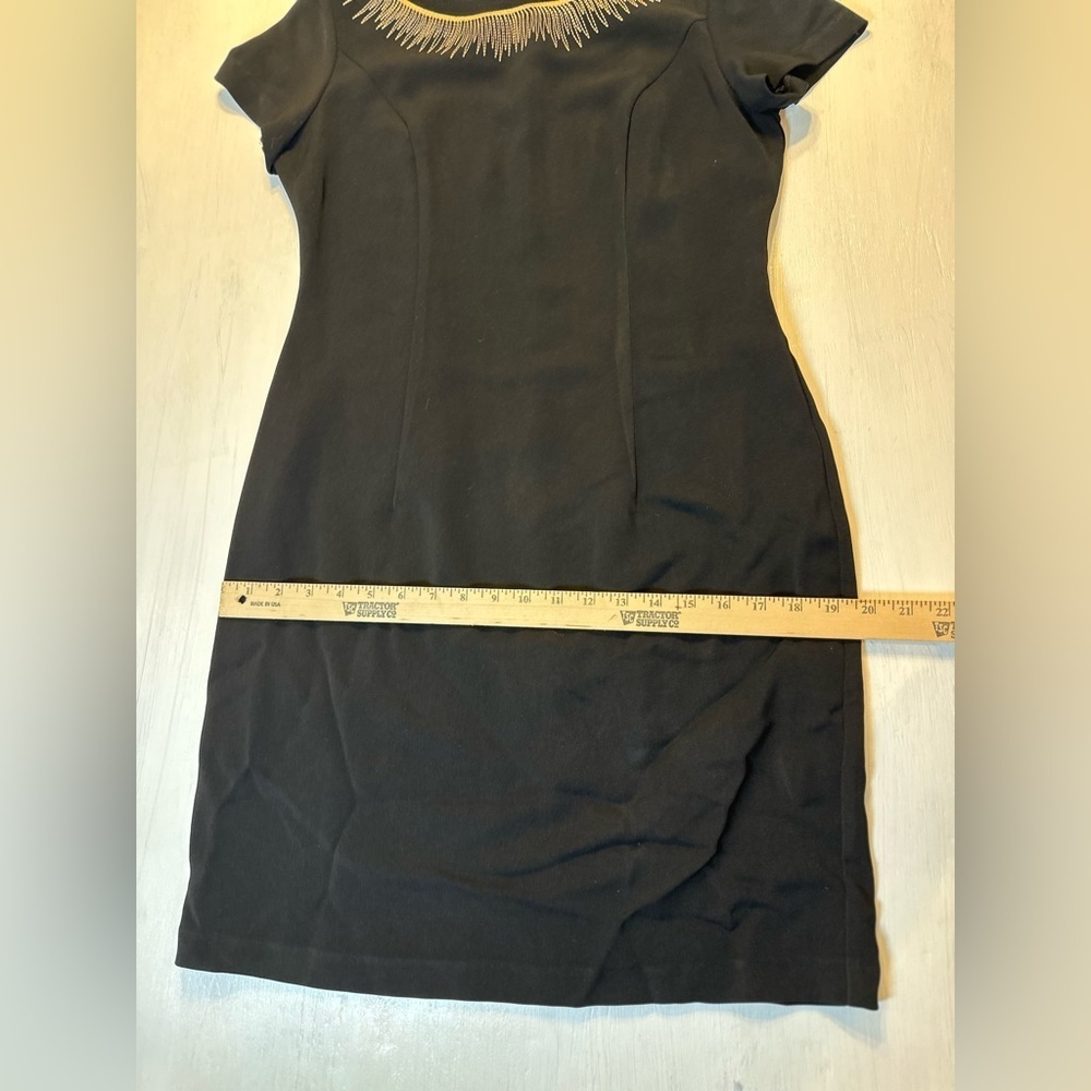 T & Company Black Sheath Dress  Embellished Neckline Size 10, LBD - Picture 4 of 8